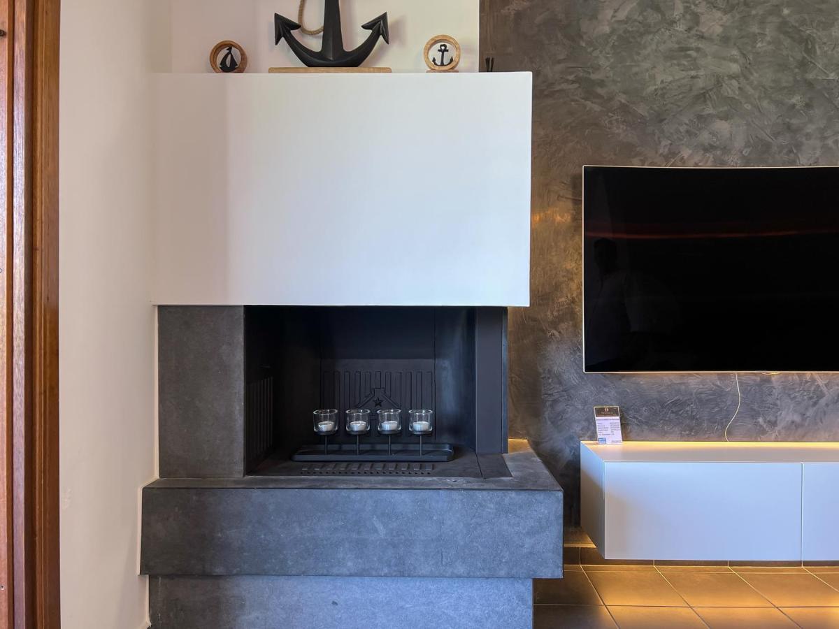 Heaven Luxury Villa 네아 로다 외부 사진