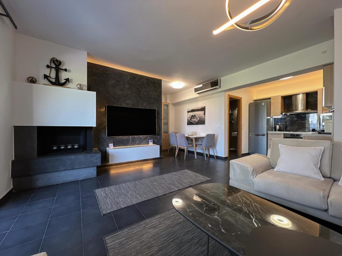 Heaven Luxury Villa 네아 로다 외부 사진