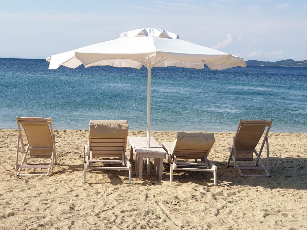 Heaven Luxury Villa 네아 로다 외부 사진